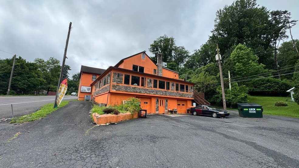 2720 S Pike Ave, Allentown, PA for sale - Building Photo - Image 3 of 33