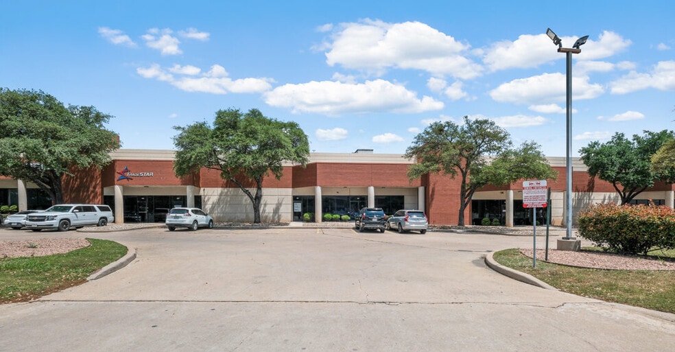 2600 McHale Ct, Austin, TX for lease - Building Photo - Image 2 of 11