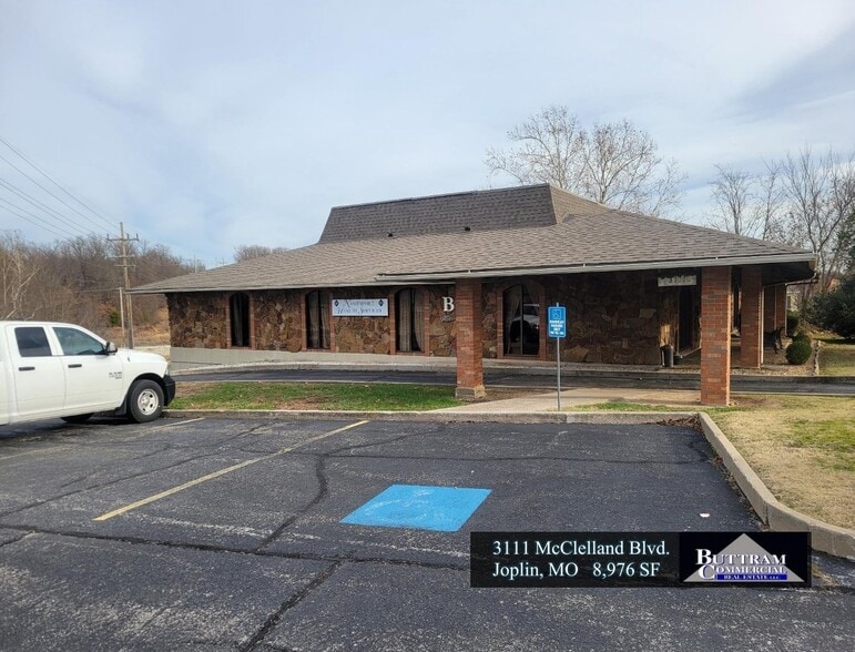 3111 McClelland Blvd., Joplin, MO for sale - Building Photo - Image 1 of 29