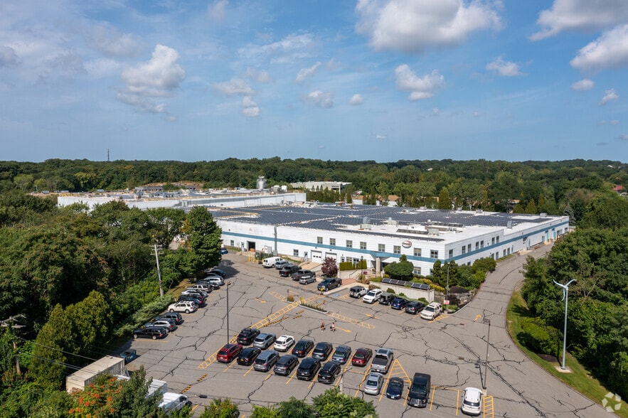 96 Swampscott Rd, Salem, MA for sale - Aerial - Image 2 of 9