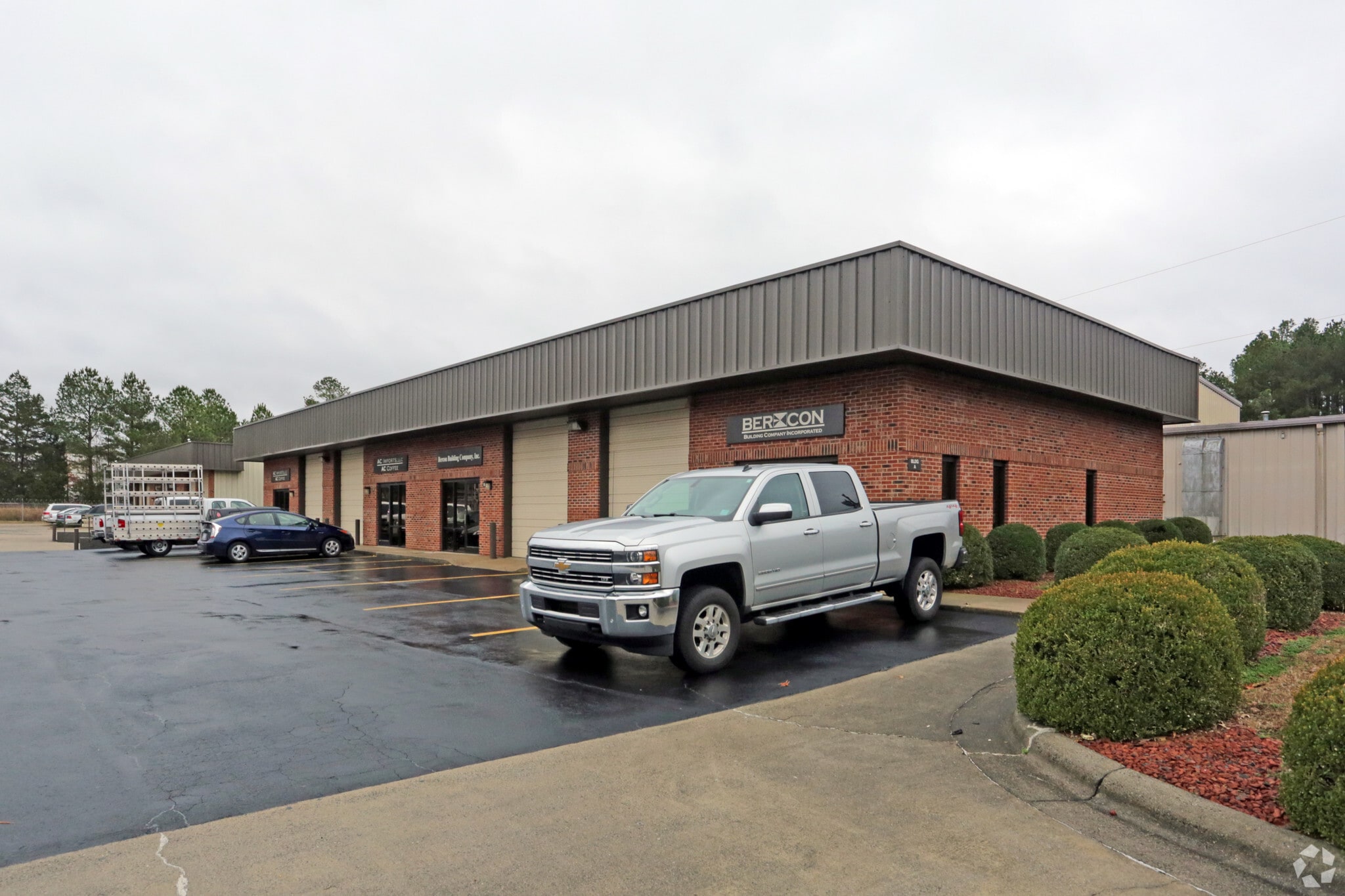 1320 Old Oxford Rd, Durham, NC for lease Primary Photo- Image 1 of 7