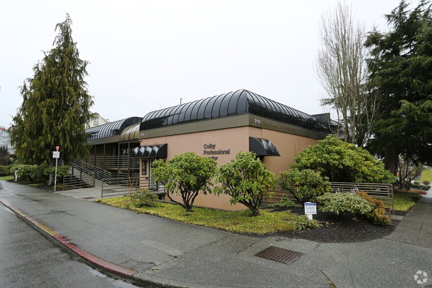 3125 Colby Ave, Everett, WA à louer - Photo du bâtiment - Image 2 de 5