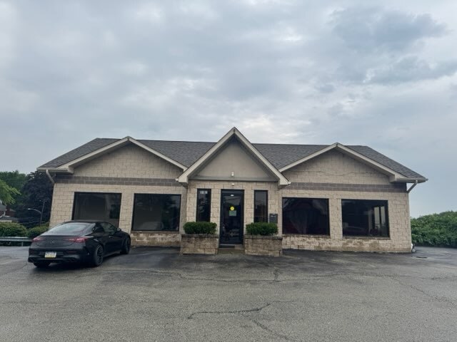 1101 Lincoln Hwy, North Versailles, PA for lease - Building Photo - Image 3 of 22