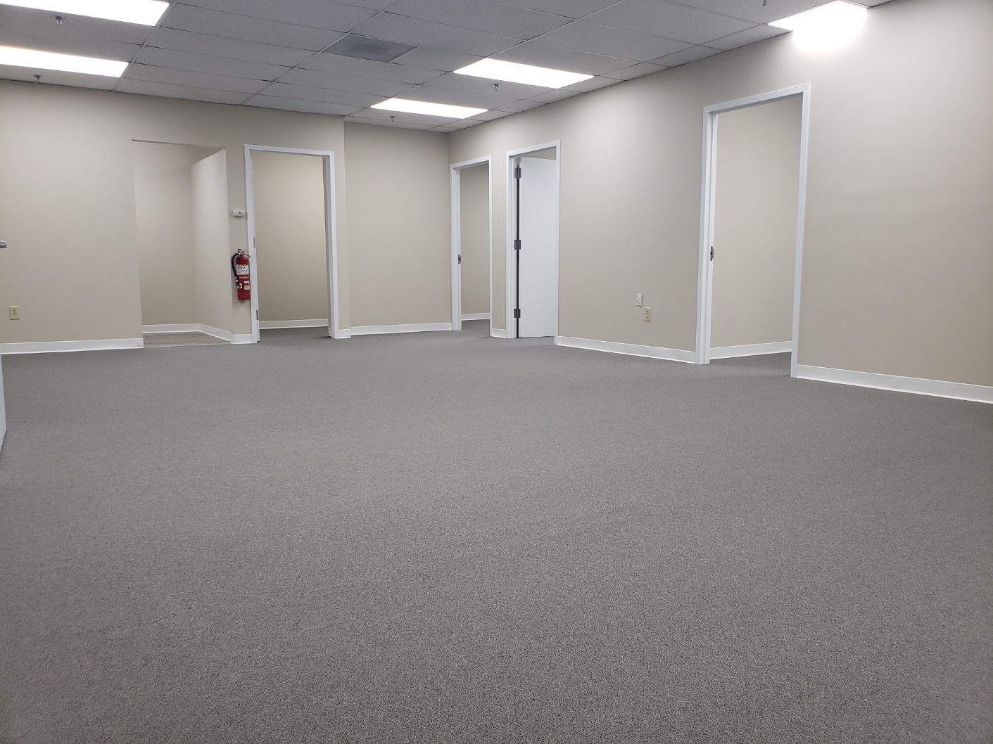 11-13 Sunflower Ave, Paramus, NJ for lease Interior Photo- Image 1 of 3