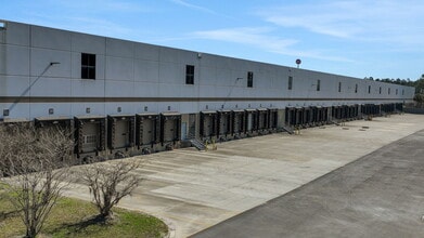 3660 Deerpark Blvd S, Elkton, FL for lease Building Photo- Image 2 of 13