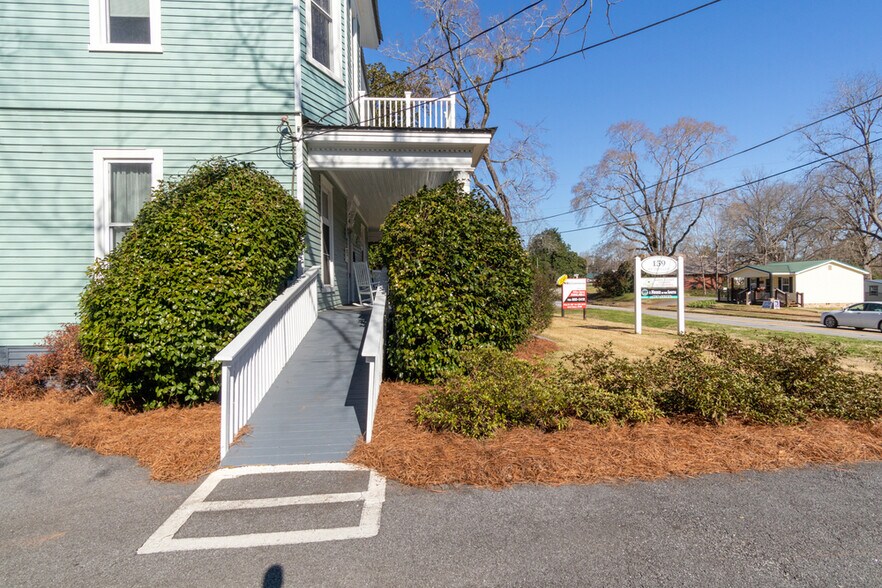 159 S College St, Hamilton, GA à vendre - Photo du bâtiment - Image 2 de 16