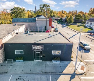 Plus de détails pour 400 Washington Ave, Bay City, MI - Vente au détail à vendre