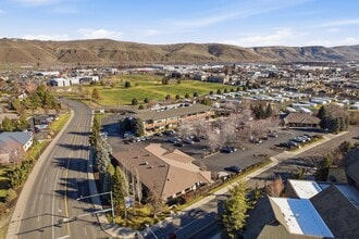 3911 Castlevale Rd, Yakima, WA à louer Photo intérieure- Image 2 de 39