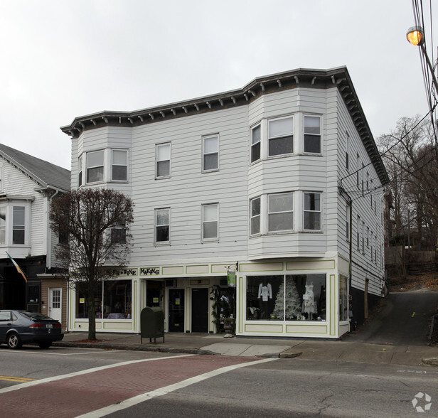 233-245 Main St, East Greenwich, RI à vendre - Photo principale - Image 1 de 1