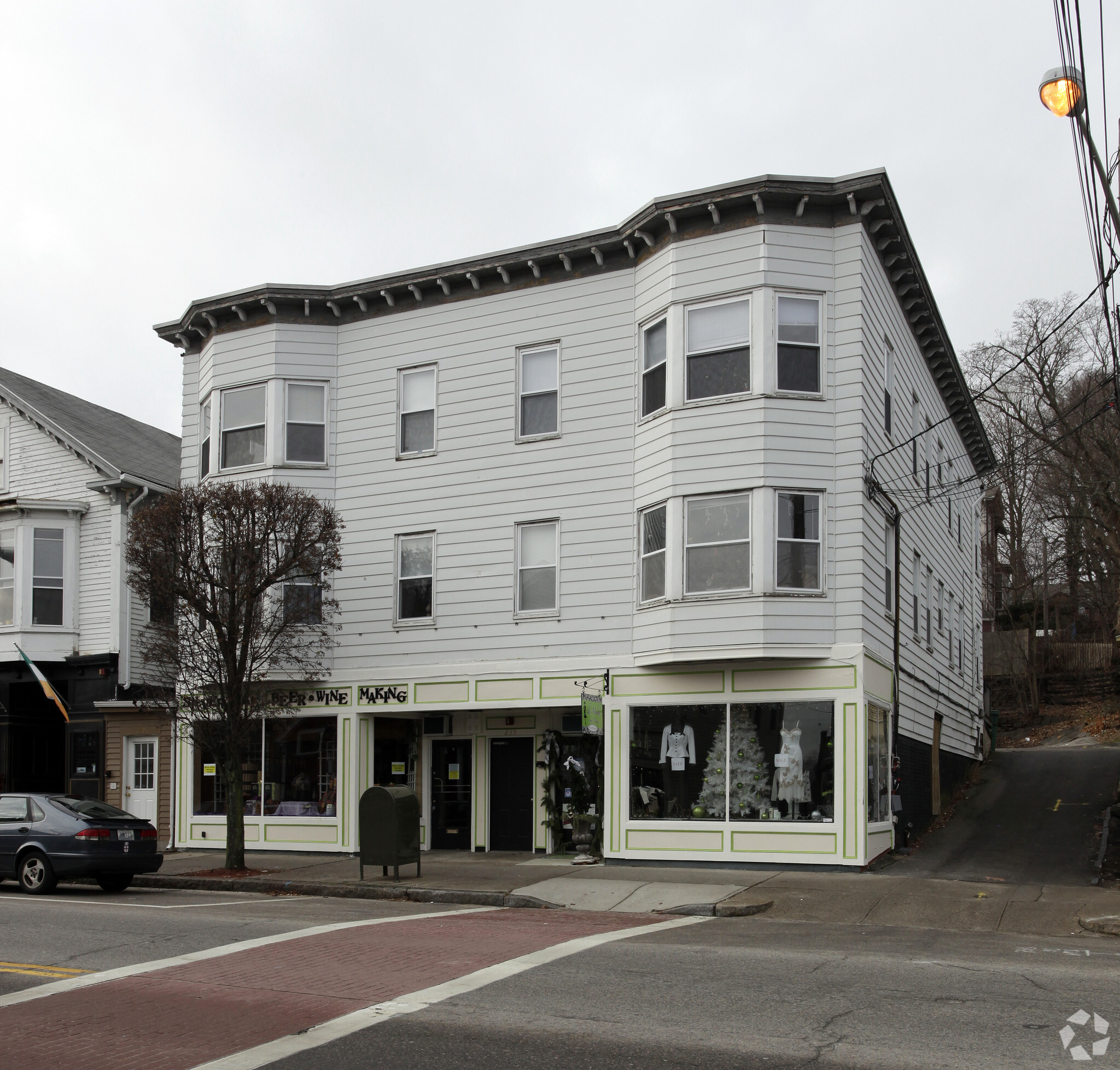 233-245 Main St, East Greenwich, RI à vendre Photo principale- Image 1 de 1