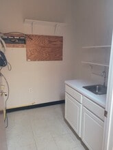 8410 Falls Of Neuse Rd, Raleigh, NC à louer Photo intérieure- Image 2 de 10