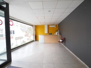 Retail in Granollers, Barcelona for lease Interior Photo- Image 2 of 17