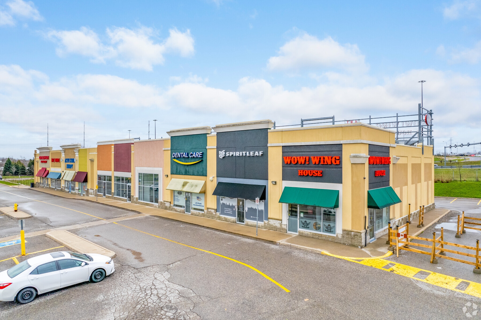 875 Milner Ave, Toronto, ON for sale Primary Photo- Image 1 of 1