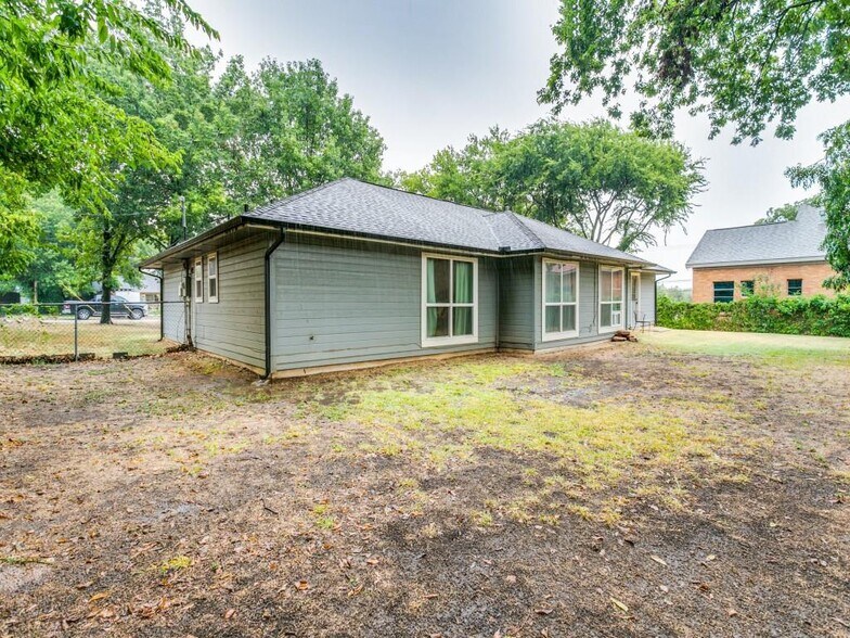 128 Taylor St, Keller, TX à vendre - Photo du bâtiment - Image 3 de 19