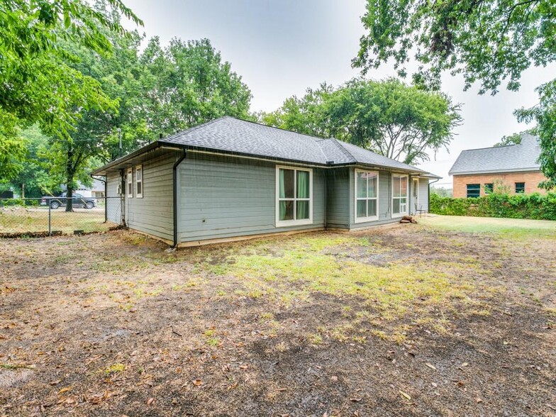 128 Taylor St, Keller, TX for sale - Primary Photo - Image 1 of 11