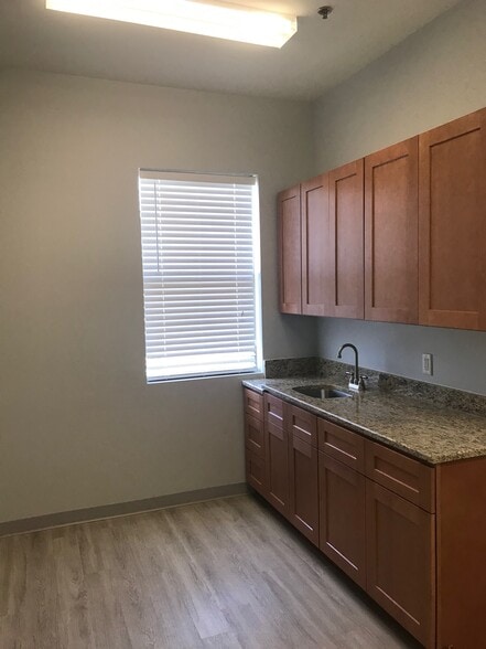 3600 FM 2181, Hickory Creek, TX à louer - Photo du bâtiment - Image 3 de 4