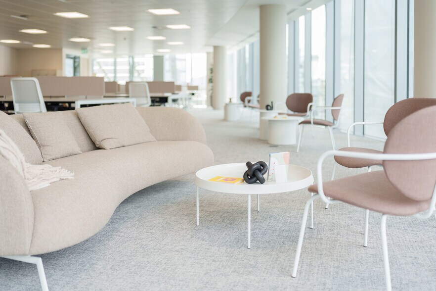 100 Victoria St, Londres à louer - Photo intérieure - Image 3 de 12