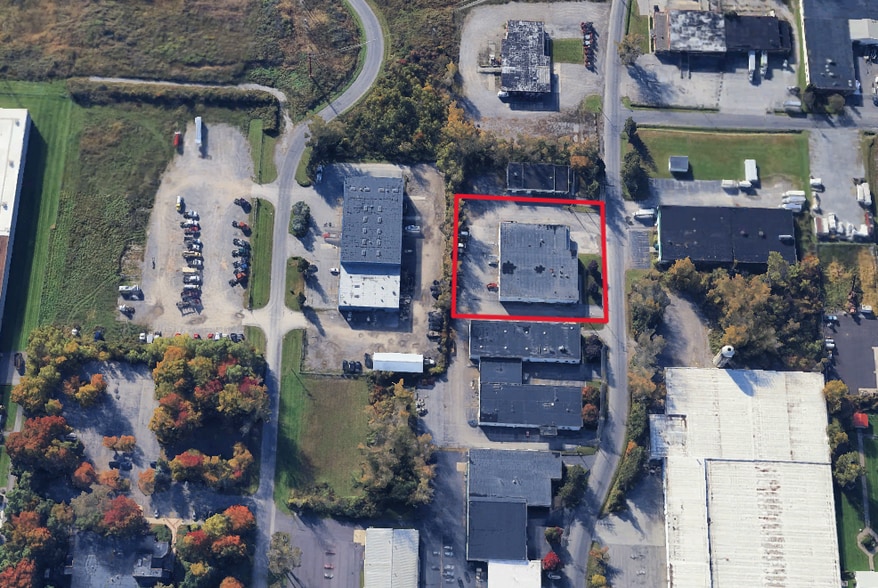 127 Falso Dr, Mattydale, NY for sale - Building Photo - Image 2 of 12