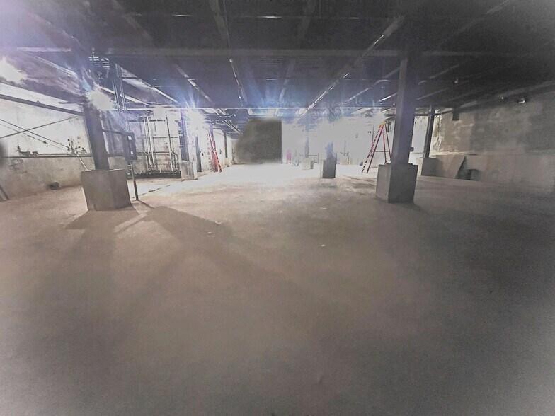 50 Holt Dr, Stony Point, NY for lease - Interior Photo - Image 3 of 11