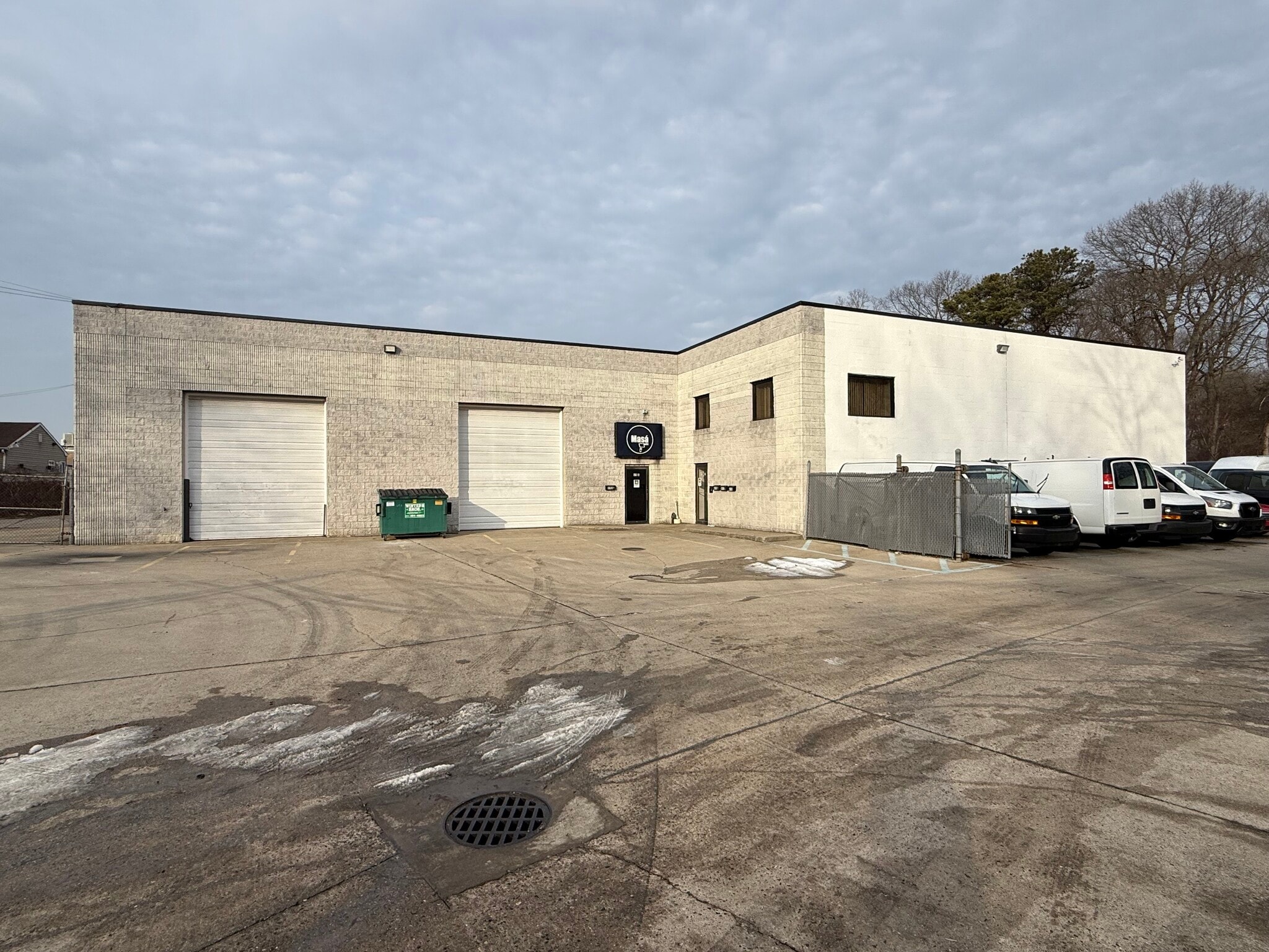 69 Horseblock Rd, Centereach, NY for lease Primary Photo- Image 1 of 12