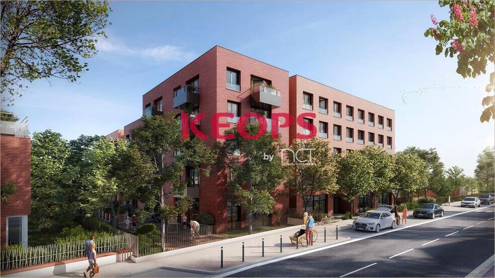 Retail in Toulouse for lease - Building Photo - Image 1 of 6