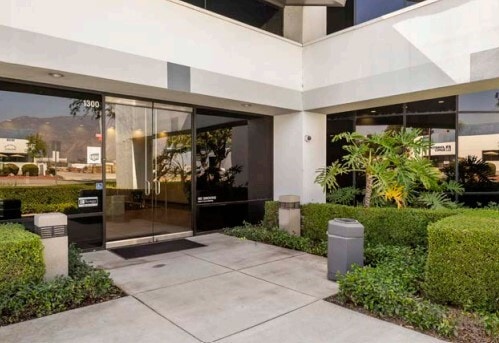 1300 W Optical Dr, Azusa, CA for lease - Building Photo - Image 2 of 9