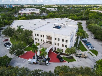 Plus de détails pour 701 Park of Commerce Blvd, Boca Raton, FL - Bureau, Industriel à louer
