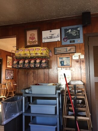 More details for 601 Burbank Cir, Smyrna, GA - Retail for Sale