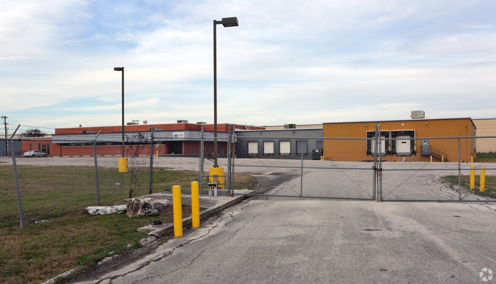 1930 Hormel Dr, San Antonio, TX for lease Primary Photo- Image 1 of 22