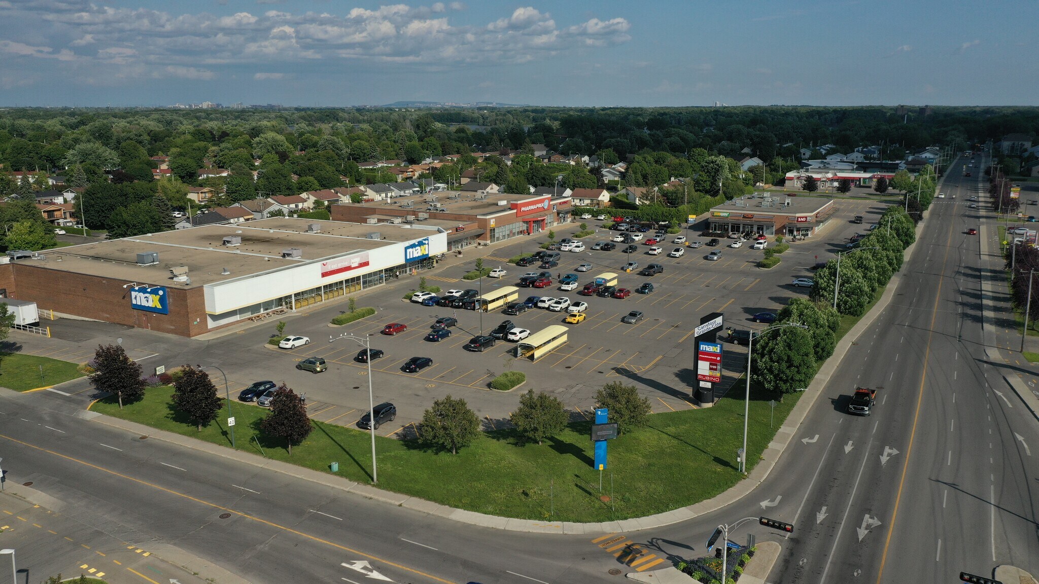 179-199 25e Av, St-Eustache, QC for sale Building Photo- Image 1 of 1