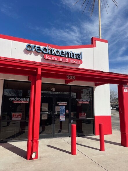 1706 SW Loop 410, San Antonio, TX à louer - Photo du bâtiment - Image 2 de 8