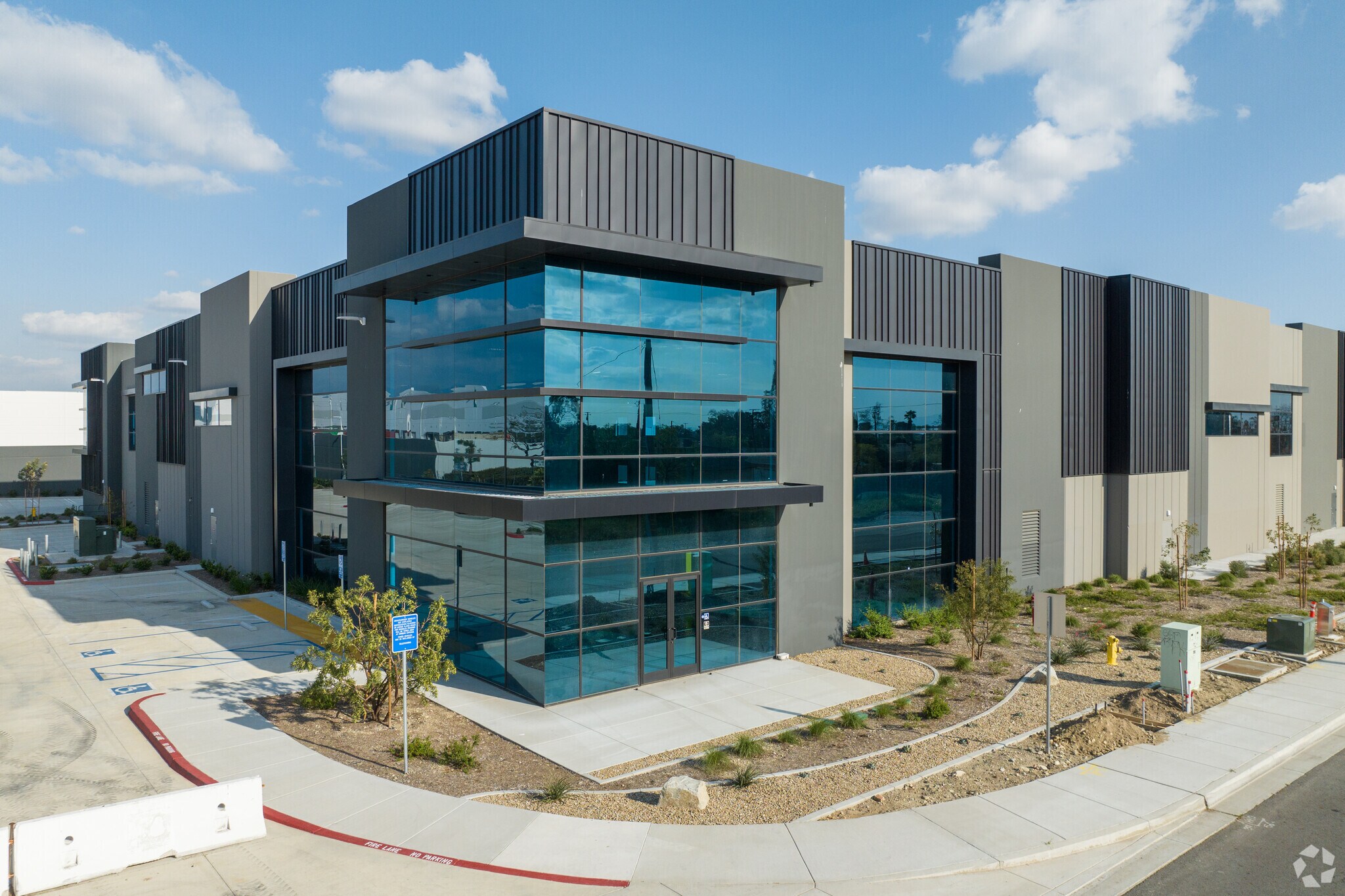 2688 W Baseline Ave, Rialto, CA for sale Building Photo- Image 1 of 1