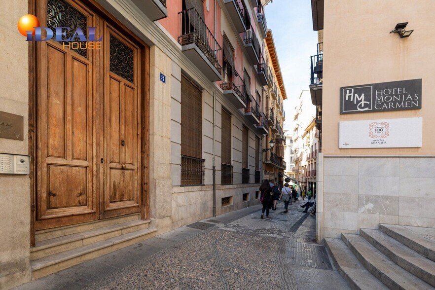Retail in Granada, Granada for sale - Building Photo - Image 1 of 17