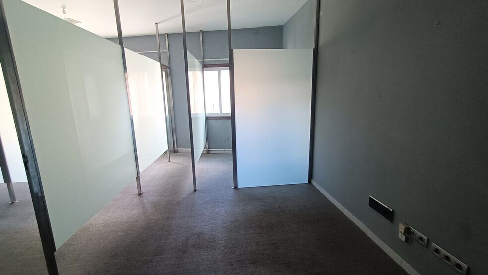 Office in Pontevedra for sale - Interior Photo - Image 3 of 14