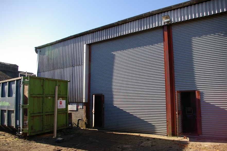 1-4 High St, Little Milton for lease - Primary Photo - Image 1 of 2