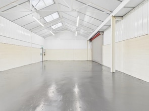 Welland Rd, Worcester for lease Interior Photo- Image 1 of 3