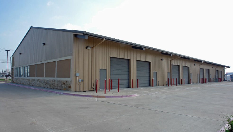 26772 US Hwy 380 E, Little Elm, TX à louer - Photo du bâtiment - Image 3 de 4