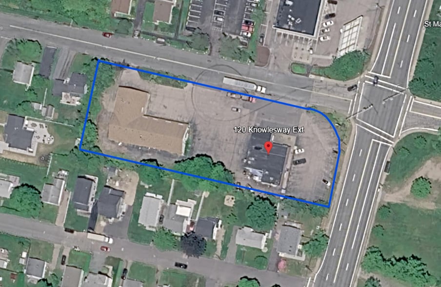 120 Knowlesway Ext portfolio of 2 properties for sale on LoopNet.ca - Building Photo - Image 1 of 3