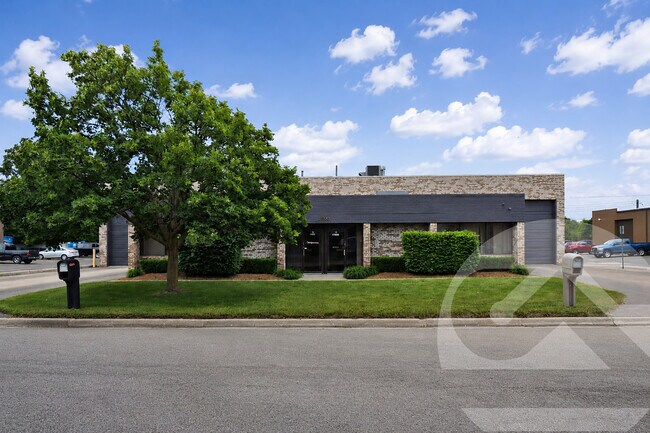 Plus de détails pour 11800-11850 Belden Ct, Livonia, MI - Industriel à louer