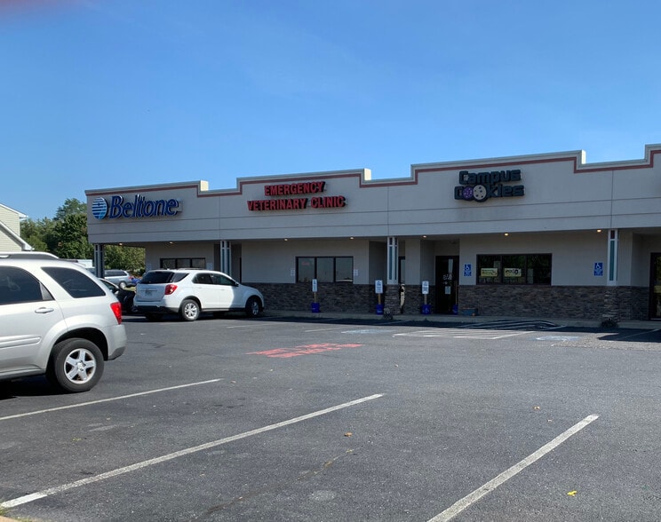 1950 Deyerle Ave, Harrisonburg, VA for lease - Building Photo - Image 1 of 8