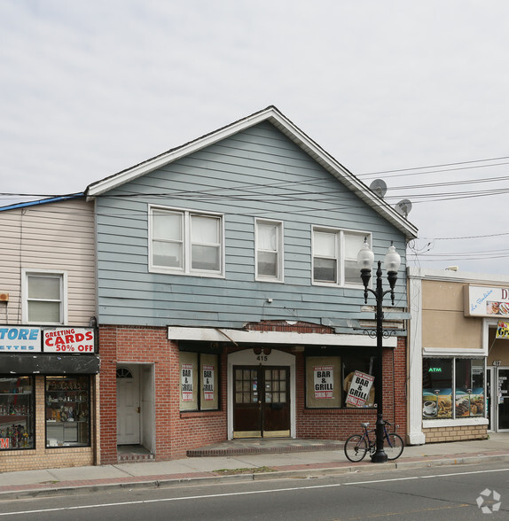 413 E Main St, Patchogue, NY à louer - Photo principale - Image 1 de 4