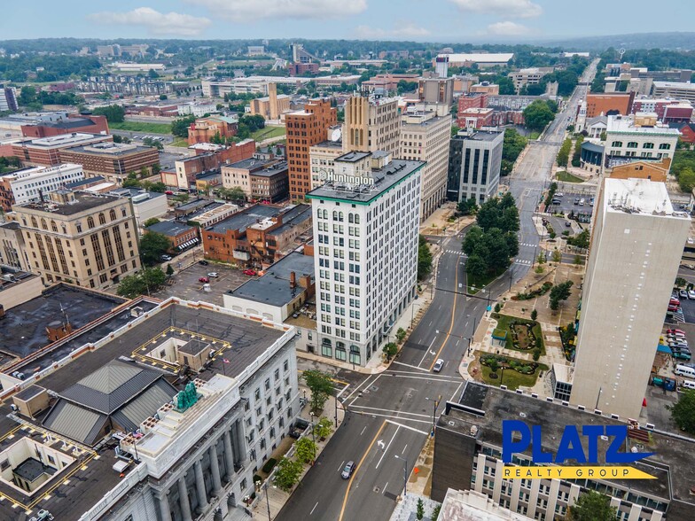 26 Market St, Youngstown, OH for lease - Building Photo - Image 2 of 5