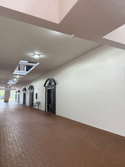 9200 Bonita Beach Rd, Bonita Springs, FL à louer - Photo du bâtiment - Image 2 de 45