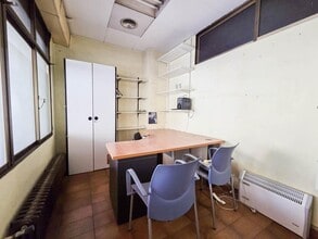 Retail in Martorell, Barcelona for lease Interior Photo- Image 2 of 3