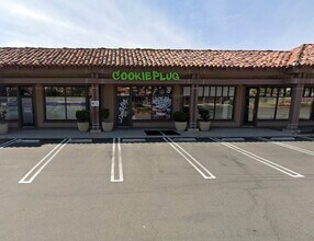 32231-32291 Mission Trail Rd, Lake Elsinore, CA for lease Building Photo- Image 1 of 4