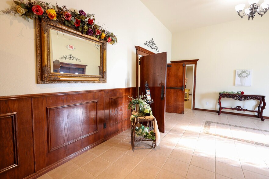 33429 NCR 3270 Rd, Davis, OK à vendre - Photo du bâtiment - Image 2 de 11