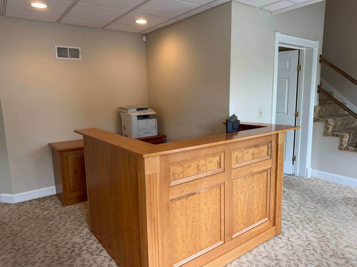 87 Lafayette Rd, Hampton Falls, NH 03844 - Unité 11 - - Photo intérieure - Image 2 of 7