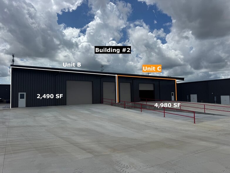 450 Hwy 290 E, Elgin, TX for lease - Building Photo - Image 2 of 22