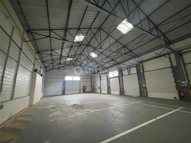 Flex in Bonneuil-sur-Marne for lease - Interior Photo - Image 3 of 6