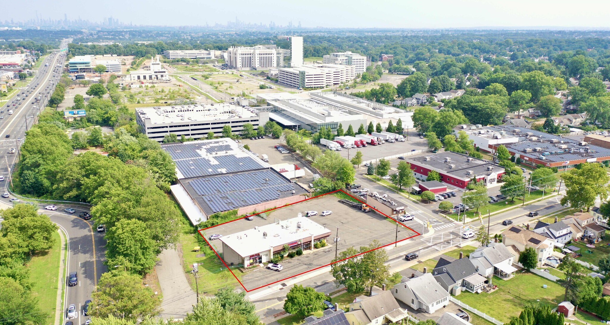 1115 Bloomfield Ave, Clifton, NJ à vendre Photo du bâtiment- Image 1 de 1